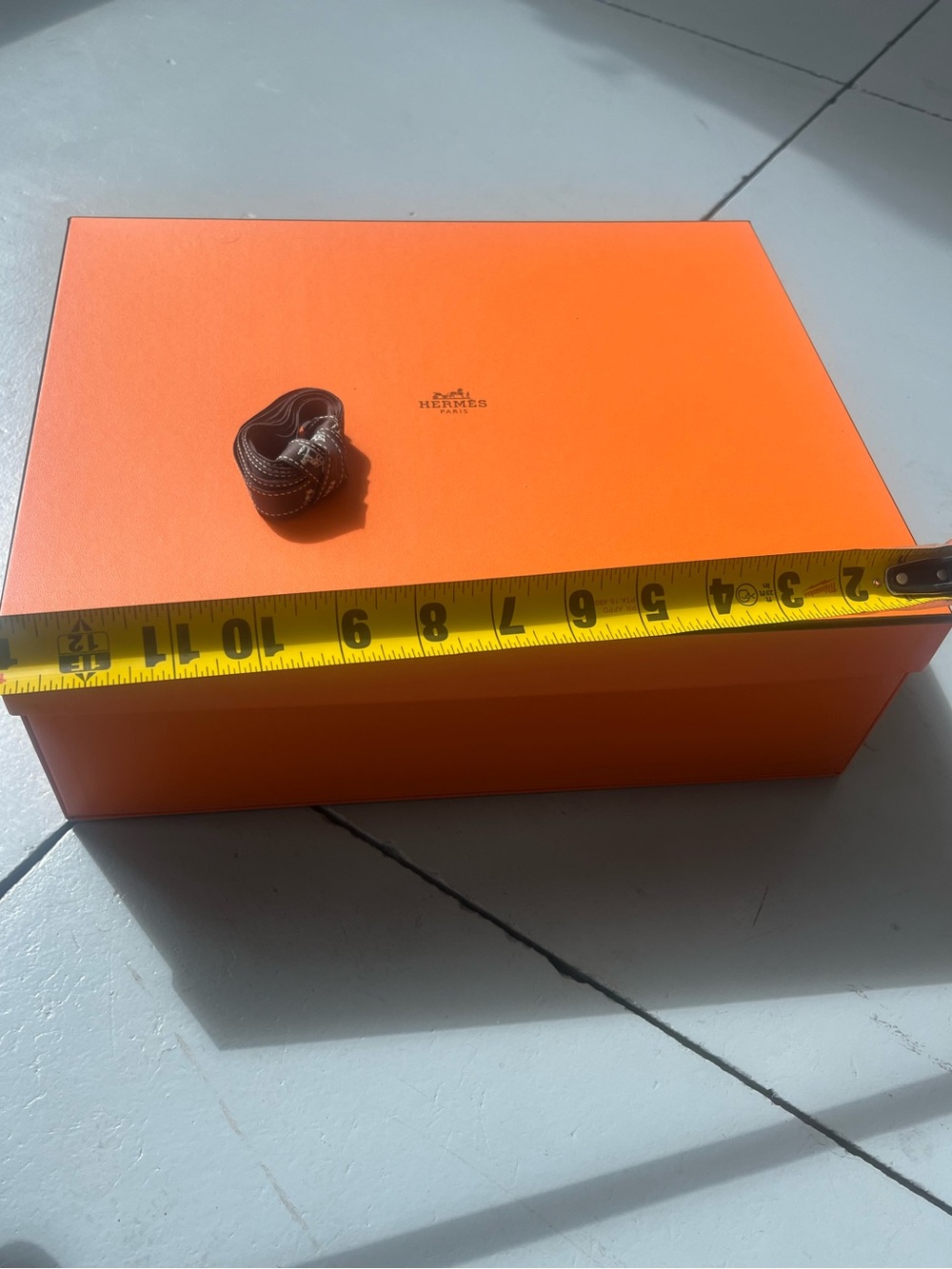 Classic Orange HERMES Box (Brown HERMES logo Ribbon included)